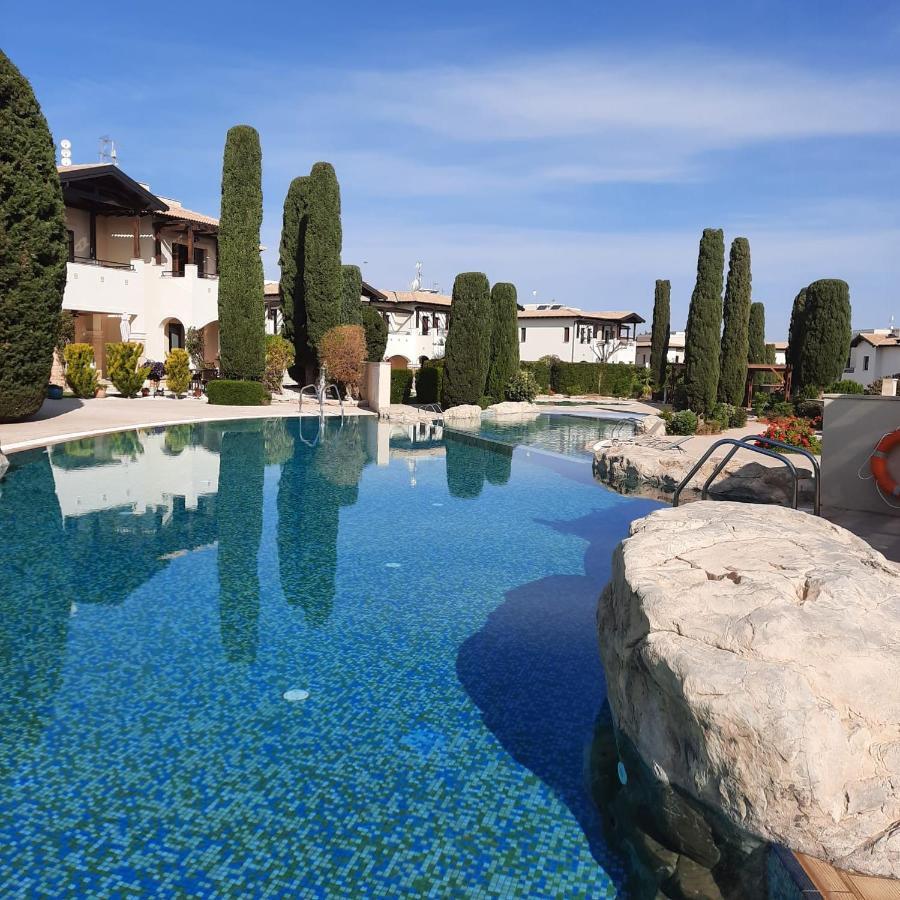 Helios Heights Spirits, Aphrodite Hills Golf Resort クークリア エクステリア 写真