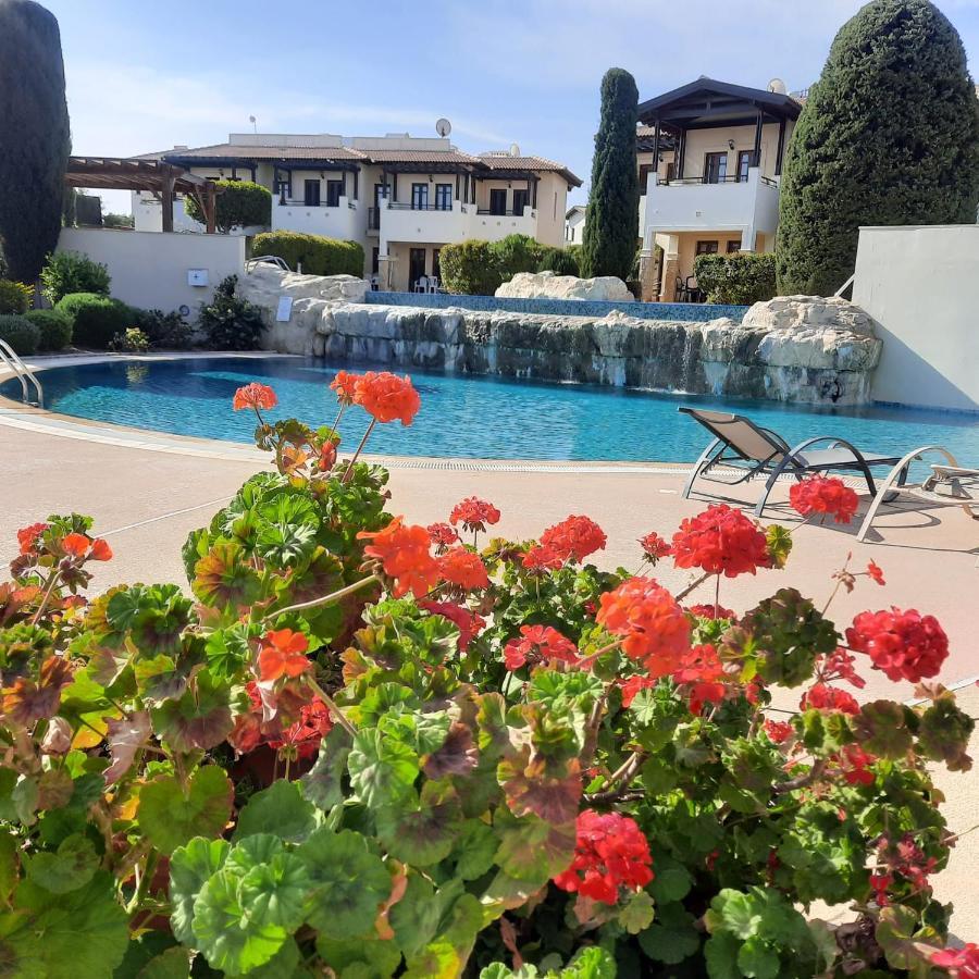 Helios Heights Spirits, Aphrodite Hills Golf Resort クークリア エクステリア 写真
