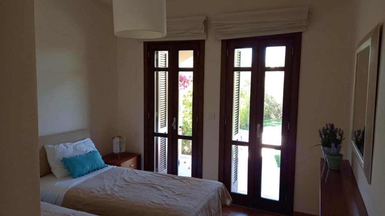 Helios Heights Spirits, Aphrodite Hills Golf Resort クークリア エクステリア 写真